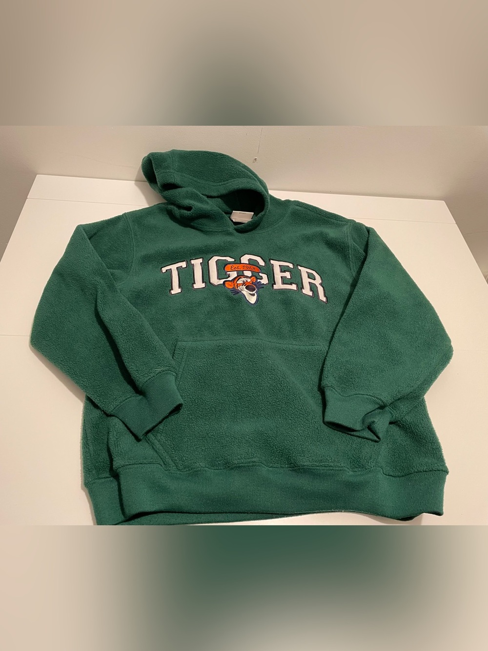 Disney Store Brand Vintage 90's Tigger Kid's Size Medium Green Fleece Pullover